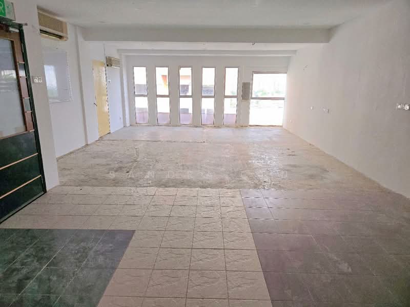 Kedai / Pejabat untuk Dijual di PJS 10, Taman Seri Subang (Petaling Jaya) - Sandra Chu - Interior - PropertyGuru.com.my
