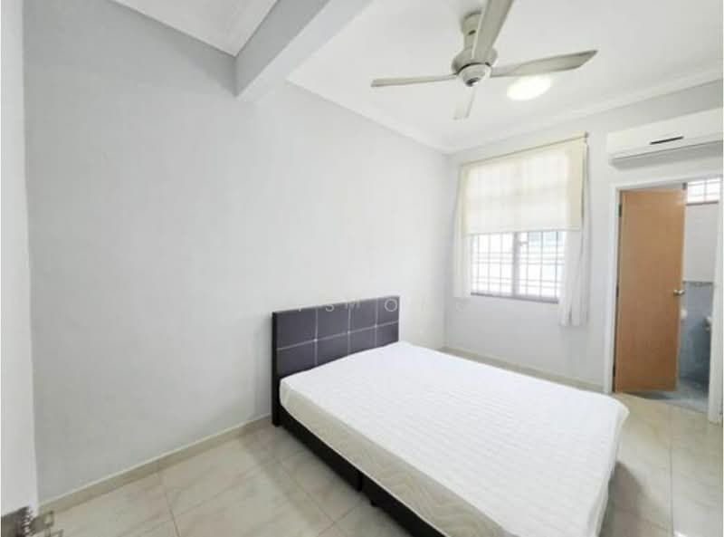 2-storey Terraced House for Rent in Taman Daya (Johor Bahru) - Kris Ong - Bedroom - PropertyGuru.com.my