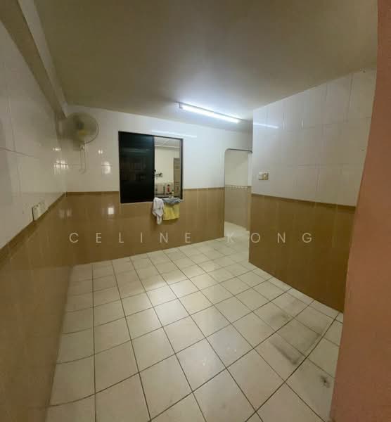 2-storey Terraced House for Sale in Taman Castlefield (Sri Petaling) - Celine Kong - Kitchen - PropertyGuru.com.my