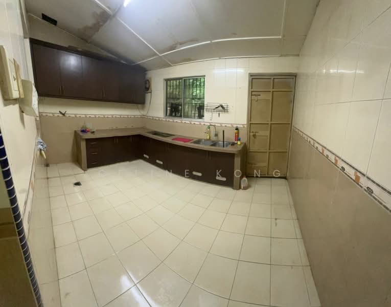 2-storey Terraced House for Sale in Taman Castlefield (Sri Petaling) - Celine Kong - Kitchen - PropertyGuru.com.my