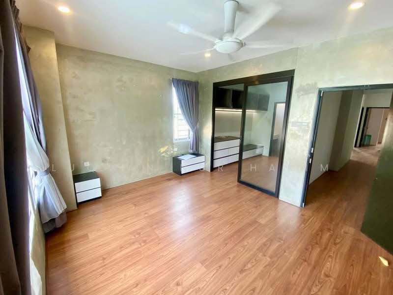 2.5-storey Terraced House for Sale in Klang (Selangor) - LUQMAN NUR HAKIM - Bedroom - PropertyGuru.com.my