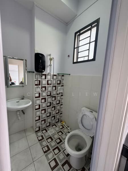 2-storey Terraced House for Rent in Setia Eco Gardens (Gelang Patah) - Chris Liew - Bathroom - PropertyGuru.com.my