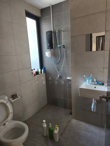 Service Residence for Rent at Aera Residence - Thanap Priyaa - Bathroom - PropertyGuru.com.my