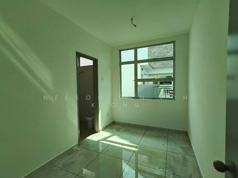 Rumah Berkembar untuk Dijual di Skudai (Johor) - Nelson Tan Poh Kiong - Bathroom - PropertyGuru.com.my