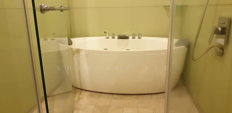 Service Residence for Sale at Vipod Residence - Shir Ley Tee - Bathroom - PropertyGuru.com.my
