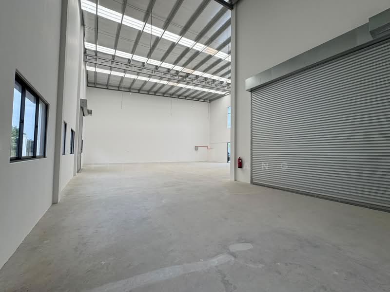 Warehouse for Rent in Eco Business Park V (Puncak Alam) - Tiffany Yang - Interior - PropertyGuru.com.my