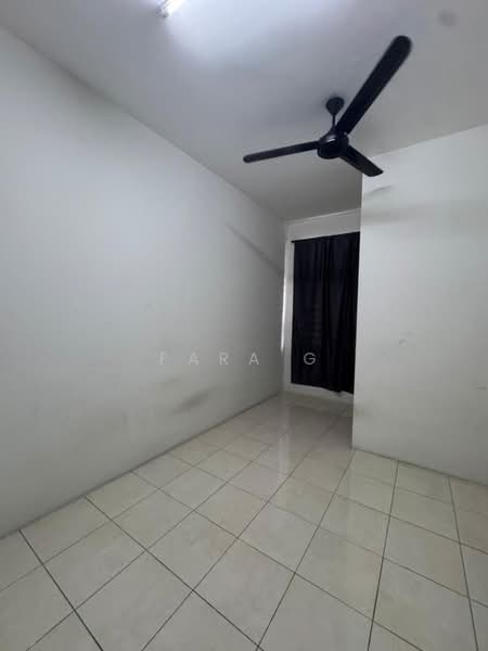 Terraced House for Sale in Bandar Mahkota Banting (Tanjong Duabelas) - Fara G - Interior - PropertyGuru.com.my