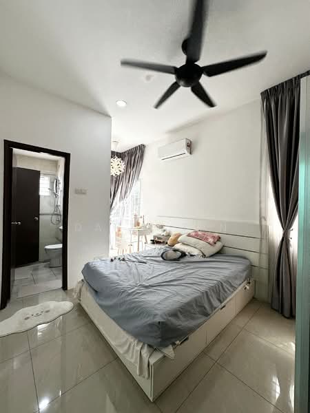 2.5-storey Terraced House for Sale in Bandar Bukit Puchong (Puchong) - Daizy Tan - Bedroom - PropertyGuru.com.my