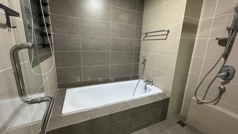 Condominium for Rent at Iskandar Residences - Rynn Lim - Bathroom - PropertyGuru.com.my
