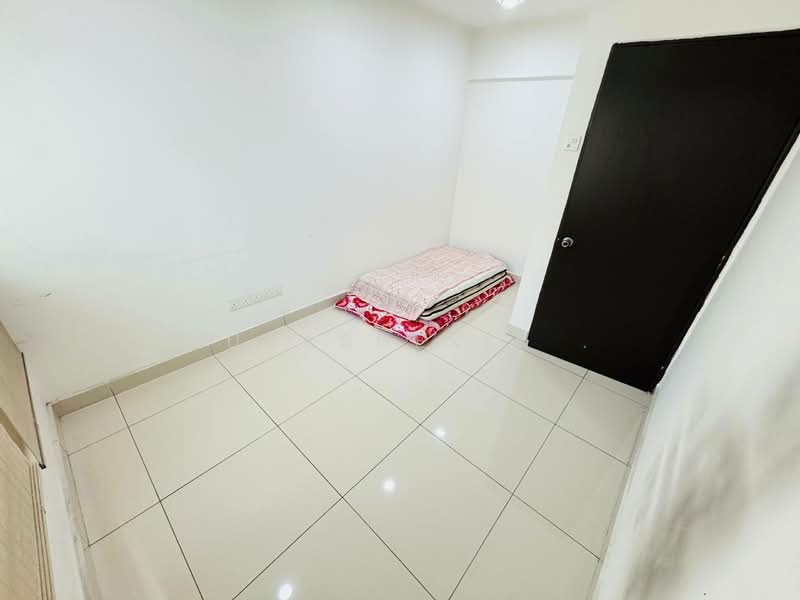 Taman Serdang Raya untuk Untuk Dijual - RM 460,000, Mac 2026 - Bedroom - PropertyGuru.com.my
