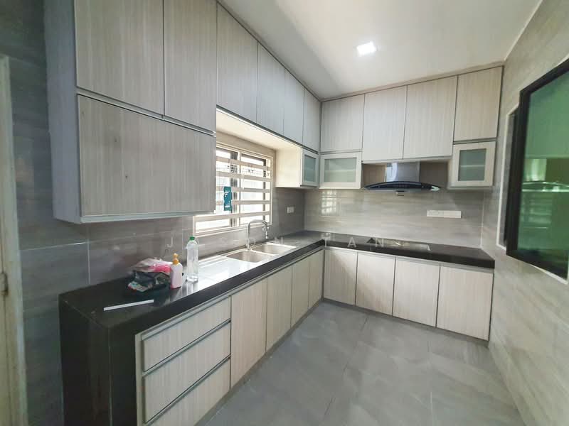 2-storey Terraced House for Sale in Taman Gembira (Klang) - Jason Tan - Kitchen - PropertyGuru.com.my