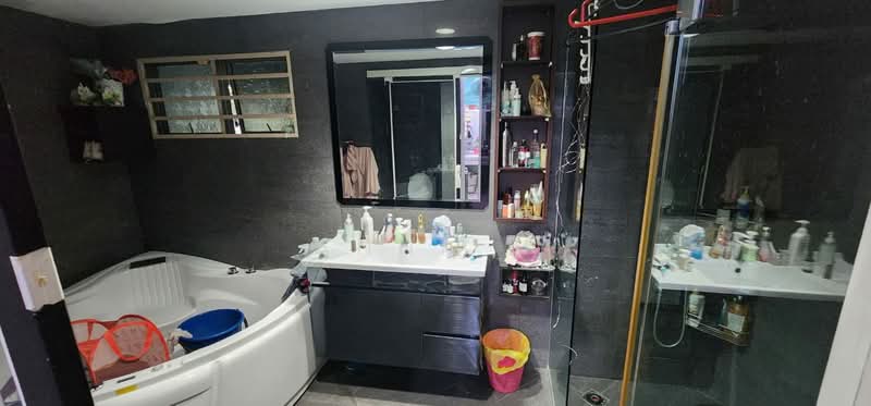 Taman Midah untuk Untuk Dijual - RM 1,100,000, Mac 2026 - Bathroom - PropertyGuru.com.my