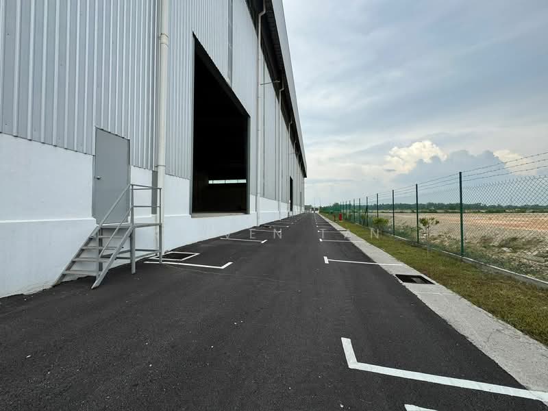 Warehouse for Rent in Klang (Selangor) - Kelven Tan - Exterior - PropertyGuru.com.my