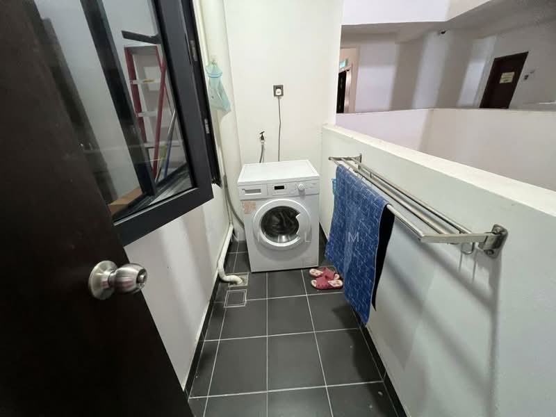Service Residence for Rent at V@SUMMERPLACE - Rynn Lim - Balcony - PropertyGuru.com.my