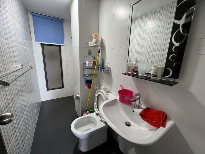 Service Residence for Rent at V@SUMMERPLACE - Rynn Lim - Bathroom - PropertyGuru.com.my