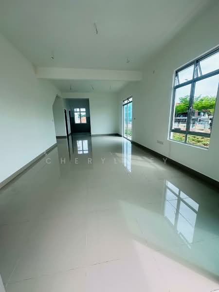 2-storey Terraced House for Sale in Bandar Dato Onn (Tebrau) - Cheryl Tey - Living Room - PropertyGuru.com.my
