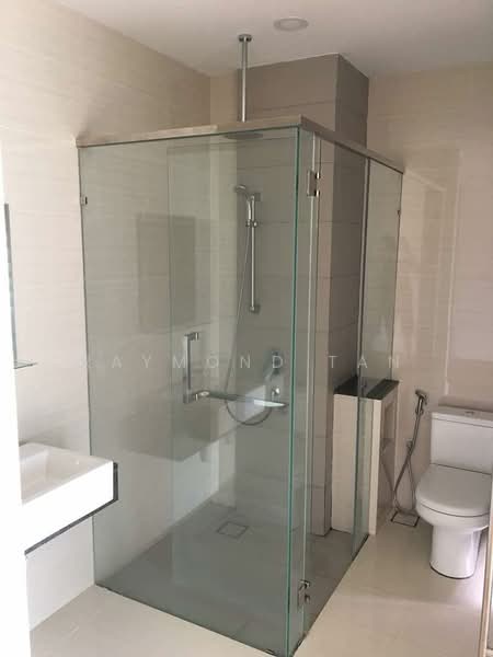 Service Residence for Sale at Reflection Residences - Raymond Tan - Bathroom - PropertyGuru.com.my