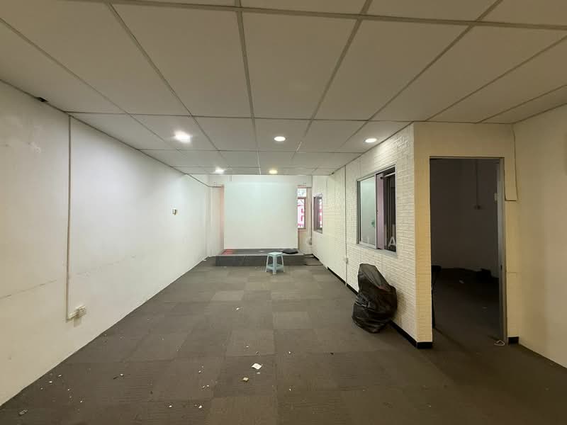 Shop for Rent in Plentong (Johor) - Merry Chua - Interior - PropertyGuru.com.my