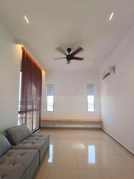 2-storey Terraced House for Rent in Taman Ekoflora (Johor Bahru) - Chris Liew - Living Room - PropertyGuru.com.my