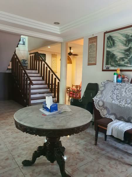 Rumah Berkembar untuk Dijual di Taman Lake View (Taiping) - See Khei Leong - Living Room - PropertyGuru.com.my