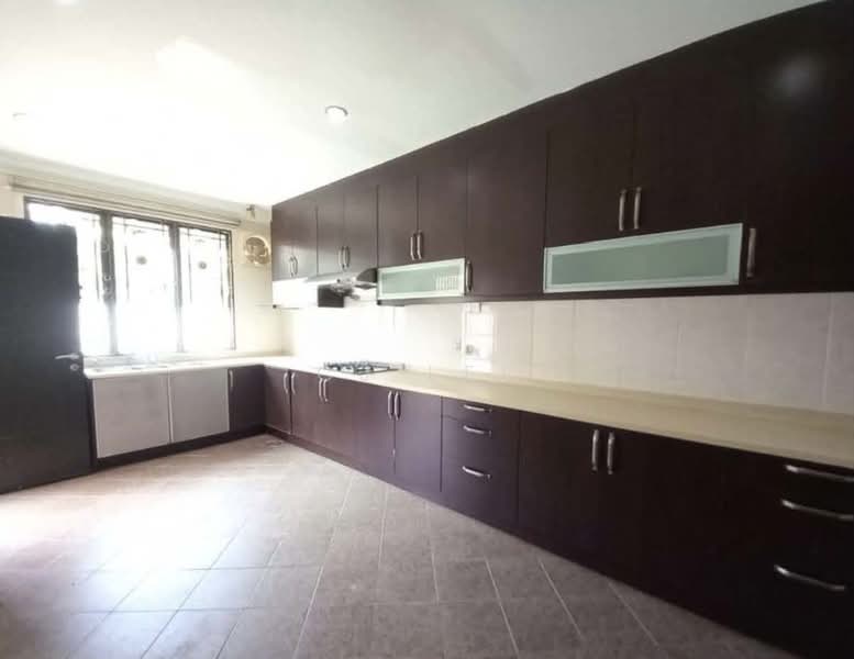 Rumah Berkembar untuk Dijual di Taman Overseas Union (Taman Oug) (Jalan Klang Lama (Old Klang Road)) - CJ Lee - Kitchen - PropertyGuru.com.my