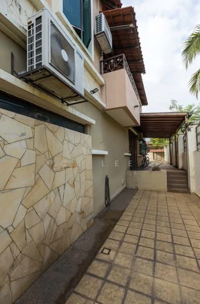Rumah Berkembar untuk Dijual di Taman Overseas Union (Taman Oug) (Jalan Klang Lama (Old Klang Road)) - CJ Lee - Exterior - PropertyGuru.com.my