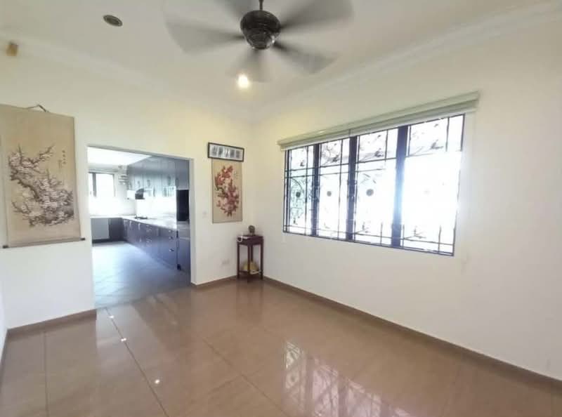 Rumah Berkembar untuk Dijual di Taman Overseas Union (Taman Oug) (Jalan Klang Lama (Old Klang Road)) - CJ Lee - Living Room - PropertyGuru.com.my