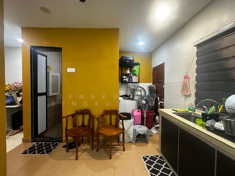 Taman Kosas Ampang, Selangor untuk Untuk Dijual - RM 450,000, Mac 2026 - Kitchen - PropertyGuru.com.my