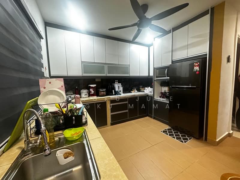 Taman Kosas Ampang, Selangor untuk Untuk Dijual - RM 450,000, Mac 2026 - Kitchen - PropertyGuru.com.my
