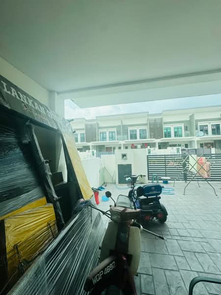 Terraced House for Sale in Kajang (Selangor) - Chris Choo - Exterior - PropertyGuru.com.my