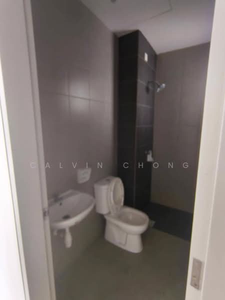 SkyLake Residence untuk Untuk Disewa - RM 1,300 /bulan, Mac 2026 - Bathroom - PropertyGuru.com.my
