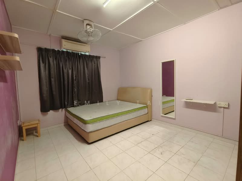 Sri Petaling untuk Untuk Dijual - RM 425,000, Mac 2026 - Bedroom - PropertyGuru.com.my