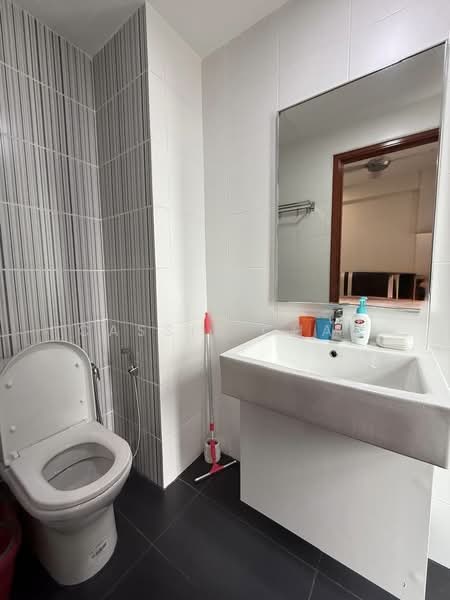 Service Residence for Sale at V@SUMMERPLACE - Cassie Chan - Bathroom - PropertyGuru.com.my