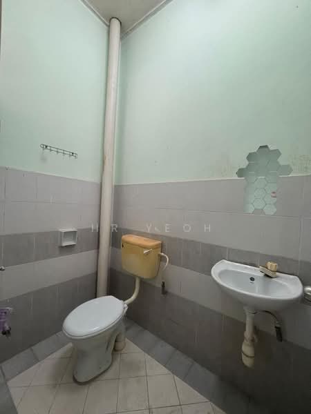 1-storey Terraced House for Sale in Iskandar Puteri (Nusajaya) (Johor) - HR Yeoh - Bathroom - PropertyGuru.com.my