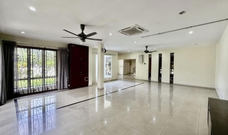 Rumah Teres 2-Tingkat untuk Dijual di Kemuning Utama (Shah Alam) - Anjoe Tang - Living Room - PropertyGuru.com.my