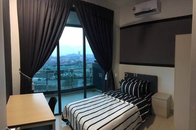 The Vyne untuk Untuk Disewa - RM 950 /bulan, Mac 2026 - Balcony Bedroom - PropertyGuru.com.my