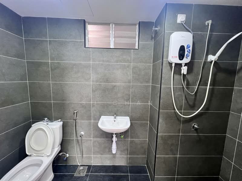 Service Residence for Rent at Midas @ Seri Alam - SJ CHAN - Bathroom - PropertyGuru.com.my