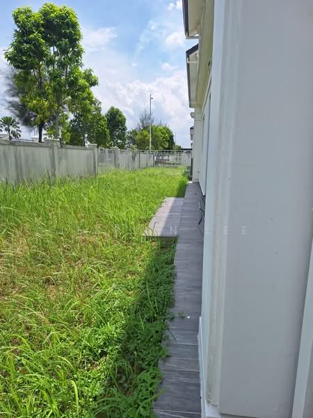 Semi-Detached House for Sale in Eco Majestic (Semenyih) - Jesslyn Lee - PropertyGuru.com.my