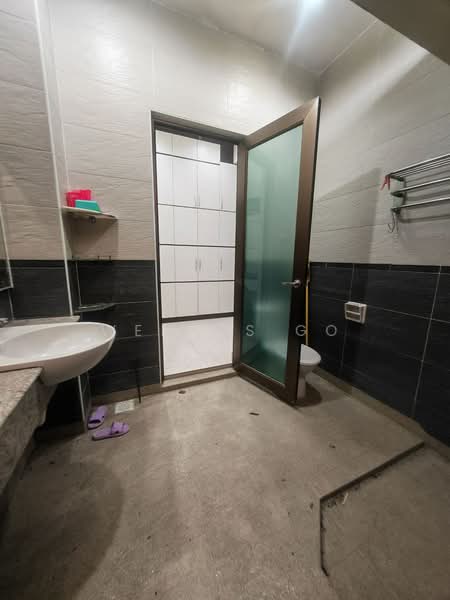 Semi-Detached House for Sale in Skudai (Johor) - Wennes Go - Bathroom - PropertyGuru.com.my