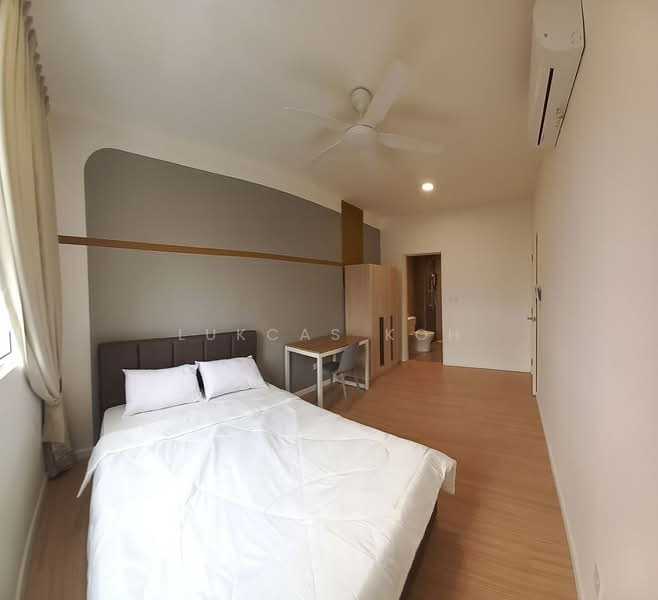 Servis Apartment untuk Disewa di Tuan 2egacy - Lukcas Koh - Master Bedroom - PropertyGuru.com.my