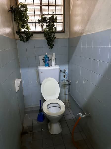 Shop / Office for Rent in SS3 (Petaling Jaya) - Joshua Fan - Bathroom - PropertyGuru.com.my