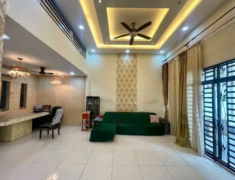 Air Tawar Designer units Move in Condition Rare in Market untuk Untuk Disewa - RM 1,900 /bulan, Mac 2026 - Living Room - PropertyGuru.com.my