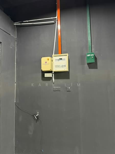 Shop for Rent in Taman Gaya (Ulu Tiram) - Karl Lim - Interior - PropertyGuru.com.my