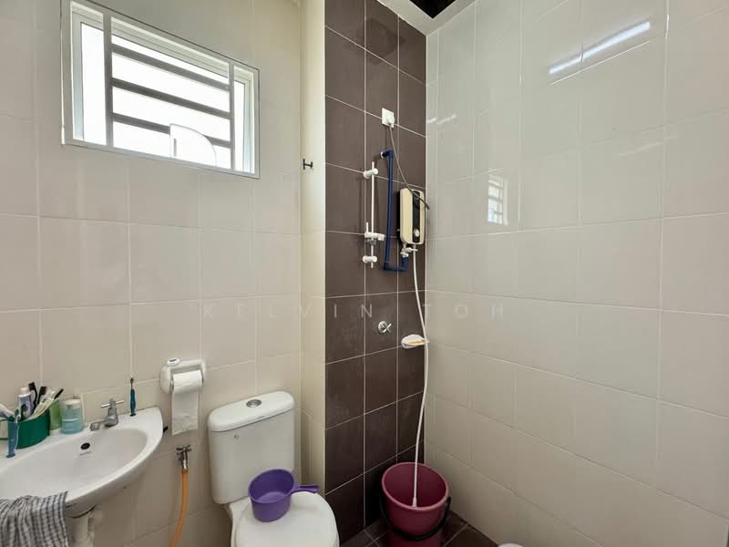 3-storey Terraced House for Sale in Bukit Mertajam (Penang) - Kelvin Toh - Bathroom - PropertyGuru.com.my