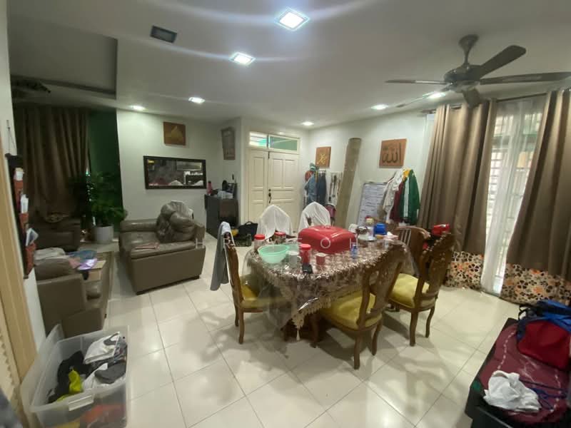 Cluster House for Sale in Johor Bahru (Johor) - HR Yeoh - Living Room - PropertyGuru.com.my