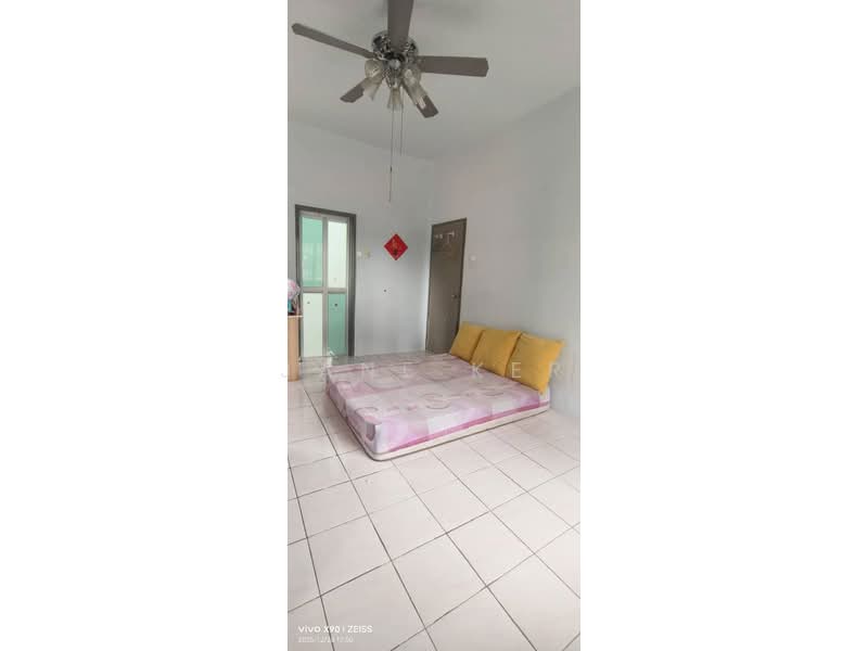 Condominium for Sale at Evergreen Park Acorn & Hazel - Jane Ker - Bedroom - PropertyGuru.com.my