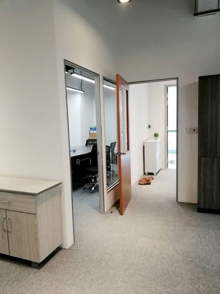 Office for Rent in Seksyen U1 (Glenmarie) - Cris Liu - Study - PropertyGuru.com.my