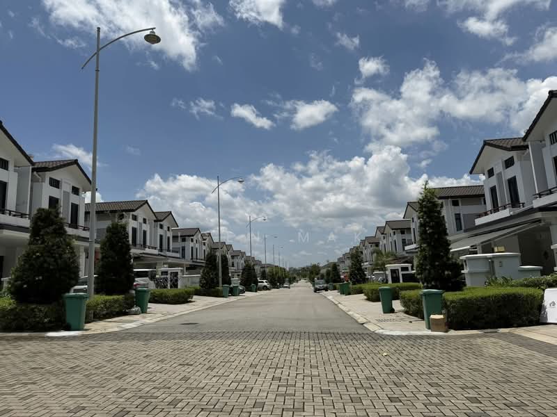 Cluster House for Sale in Eco Majestic (Semenyih) - Igen Mak - Exterior - PropertyGuru.com.my