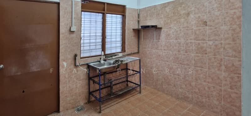 Bandar Kinrara 1 untuk Untuk Dijual - RM 388,000, Mac 2026 - Kitchen - PropertyGuru.com.my