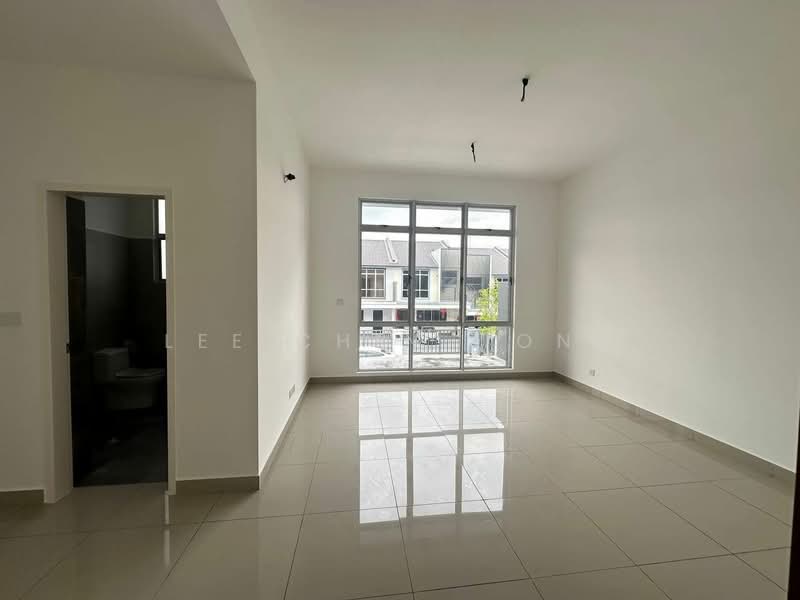 2-storey Terraced House for Sale in Johor Bahru (Johor) - Lee Chin Wong - Living Room - PropertyGuru.com.my